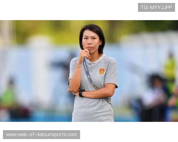 中国足球女足教练员职业发展路径剖析，中国女足教练班子